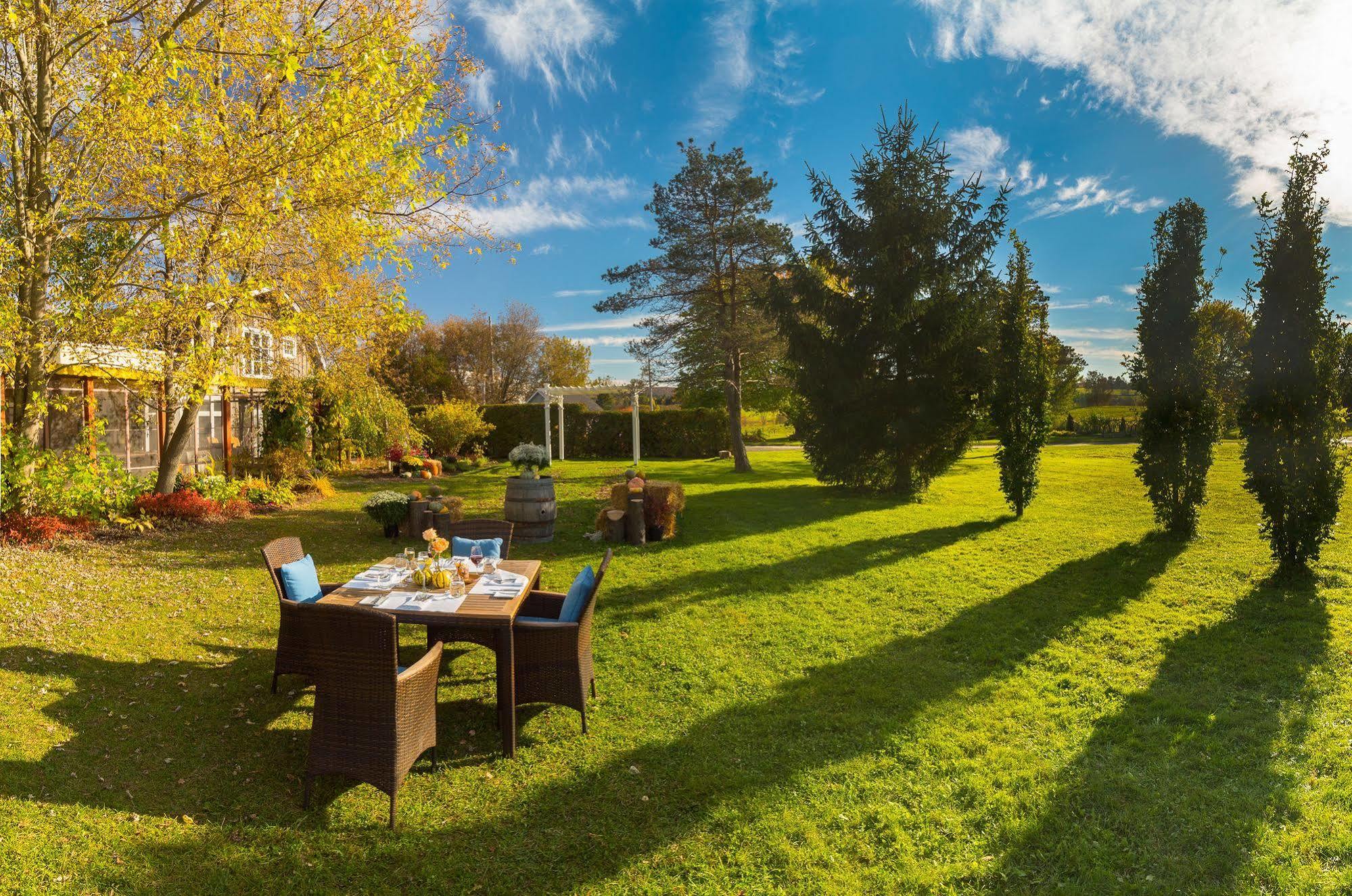 Auberge West Brome Ngoại thất bức ảnh