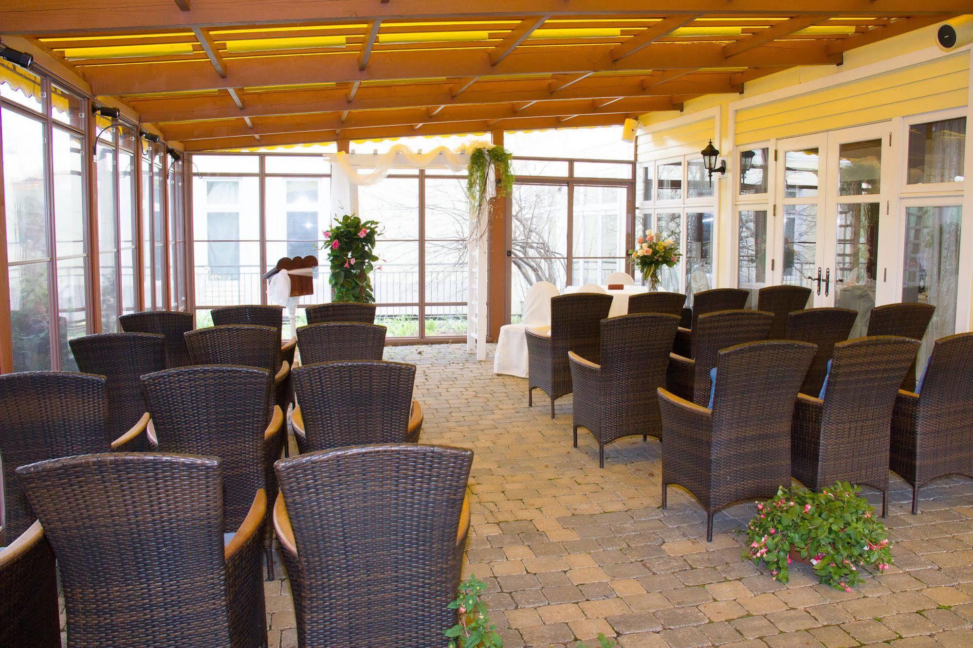 Auberge West Brome Ngoại thất bức ảnh